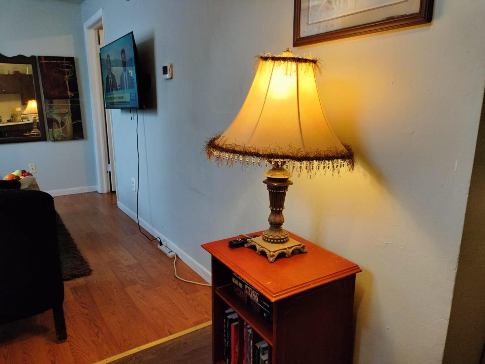 Stylish And Beautiful Condo Frederick Bagian luar foto